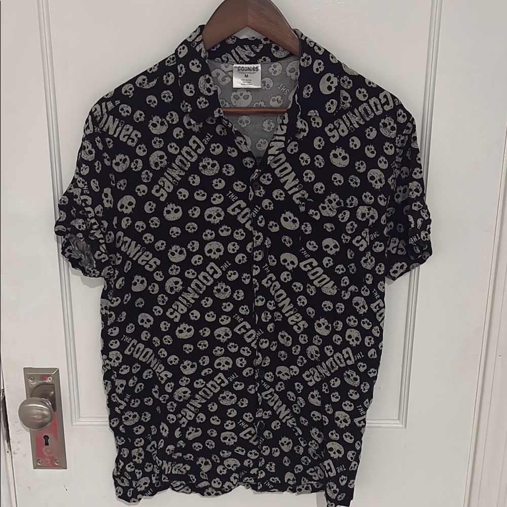 Black and Gray Men's Shirt